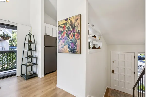 $765,000 | 45 Corte Real, Unit 1, Larkspur, CA 94904