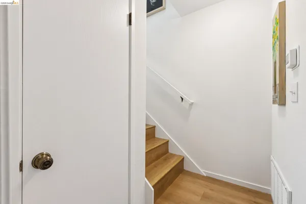 $765,000 | 45 Corte Real, Unit 1, Larkspur, CA 94904