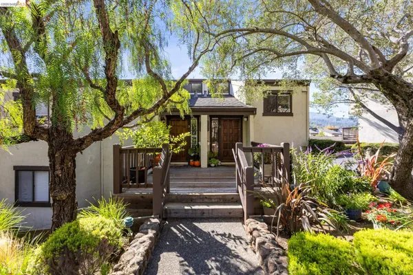 $765,000 | 45 Corte Real, Unit 1, Larkspur, CA 94904