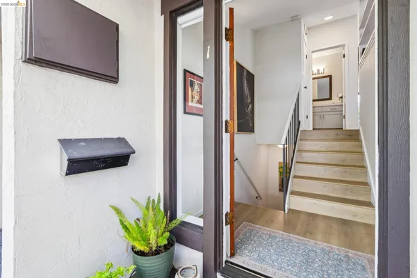 $765,000 | 45 Corte Real, Unit 1, Larkspur, CA 94904