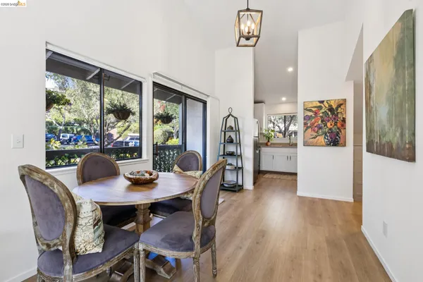 $765,000 | 45 Corte Real, Unit 1, Larkspur, CA 94904