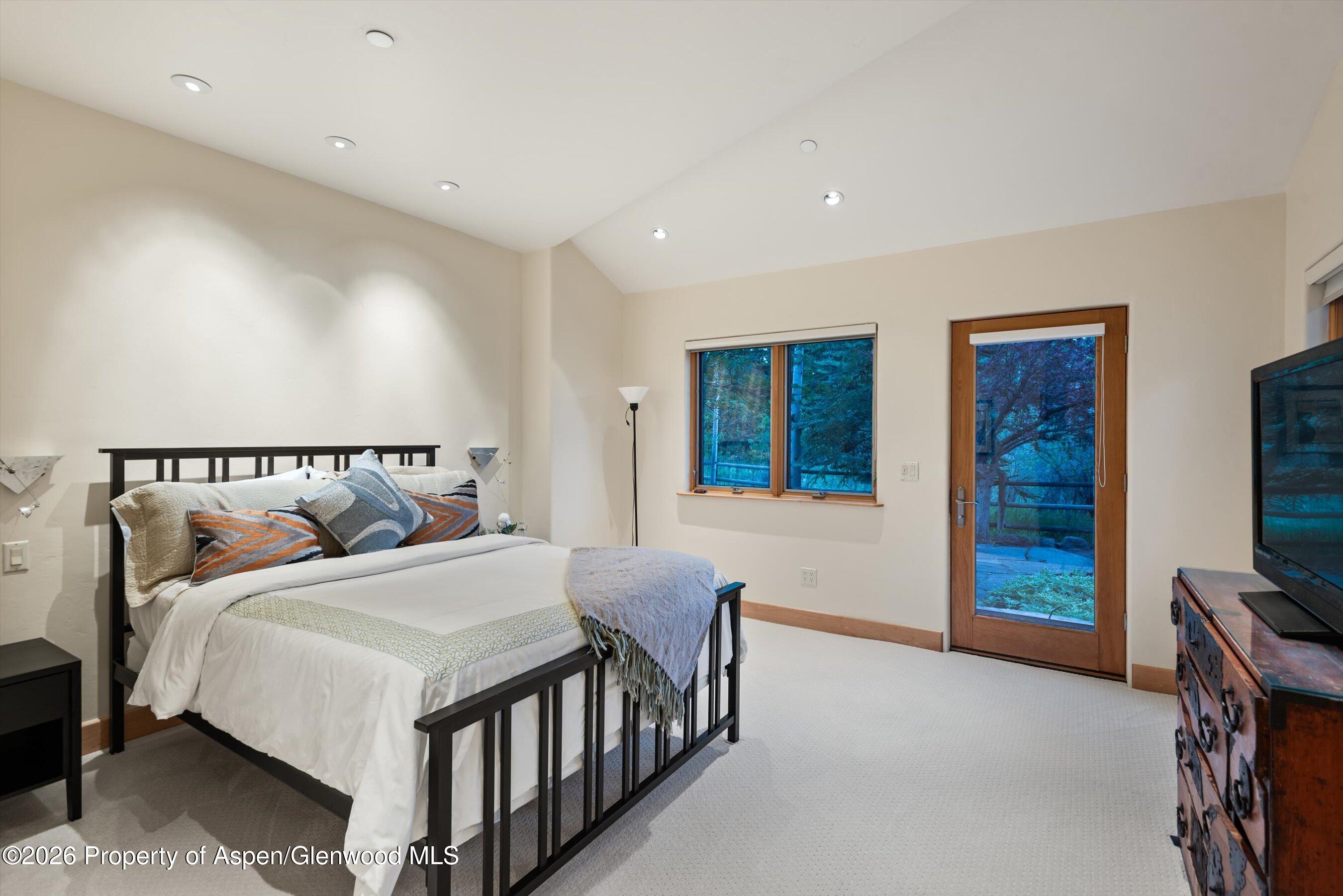 730 Twining Flats Road Aspen, CO 81611 - Photo 24 of 35 23