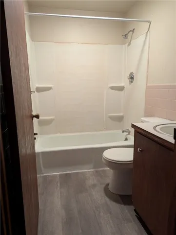 $1,400 | 35 Gadoury Avenue, Unit 17, Coventry, RI 02816