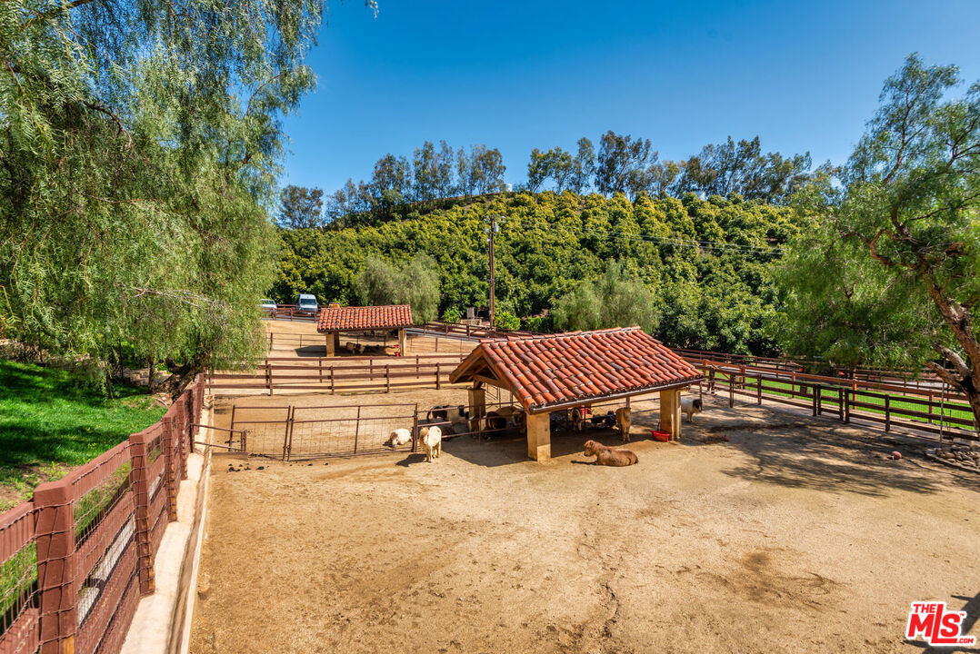 8018 Balcom Canyon Road Somis, CA 93066 - Photo 31 of 36 a view of a terrace with sitting area