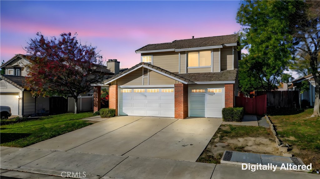 Charming home located in the Orangecrest neighborhood