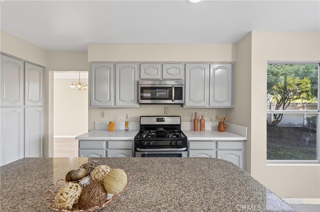 19540 Chinotto Lane Riverside, CA 92508 - Photo 18 of 69