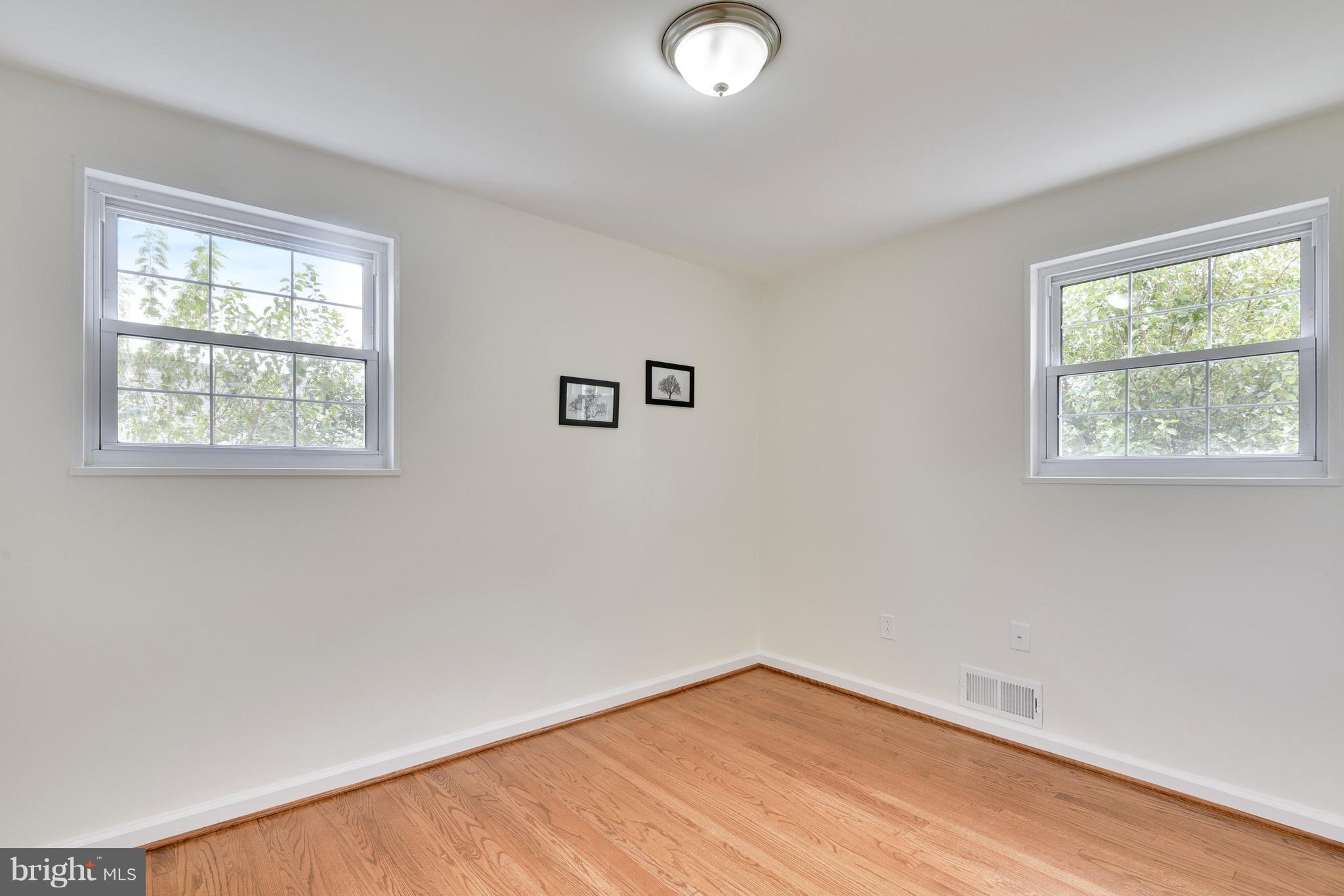 3902 Randolph Road Wheaton, MD 20902 - Photo 14 of 30 an empty room with a window