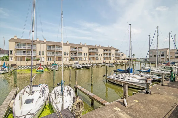 $239,000 | 4747 East NASA Parkway, Unit 206, Pasadena, TX 77586