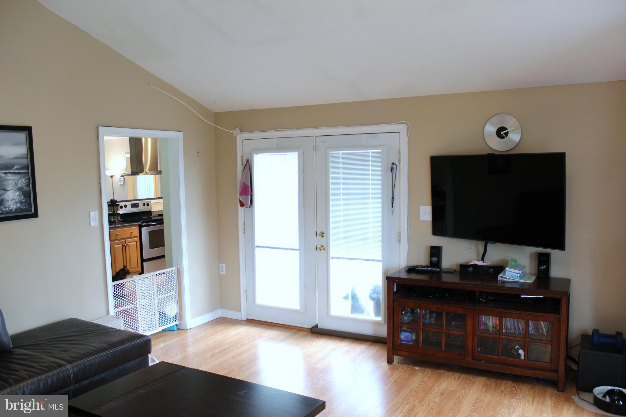 400 Williamsburg Road Sterling, VA 20164 - Photo 11 of 30 Interior (General)
