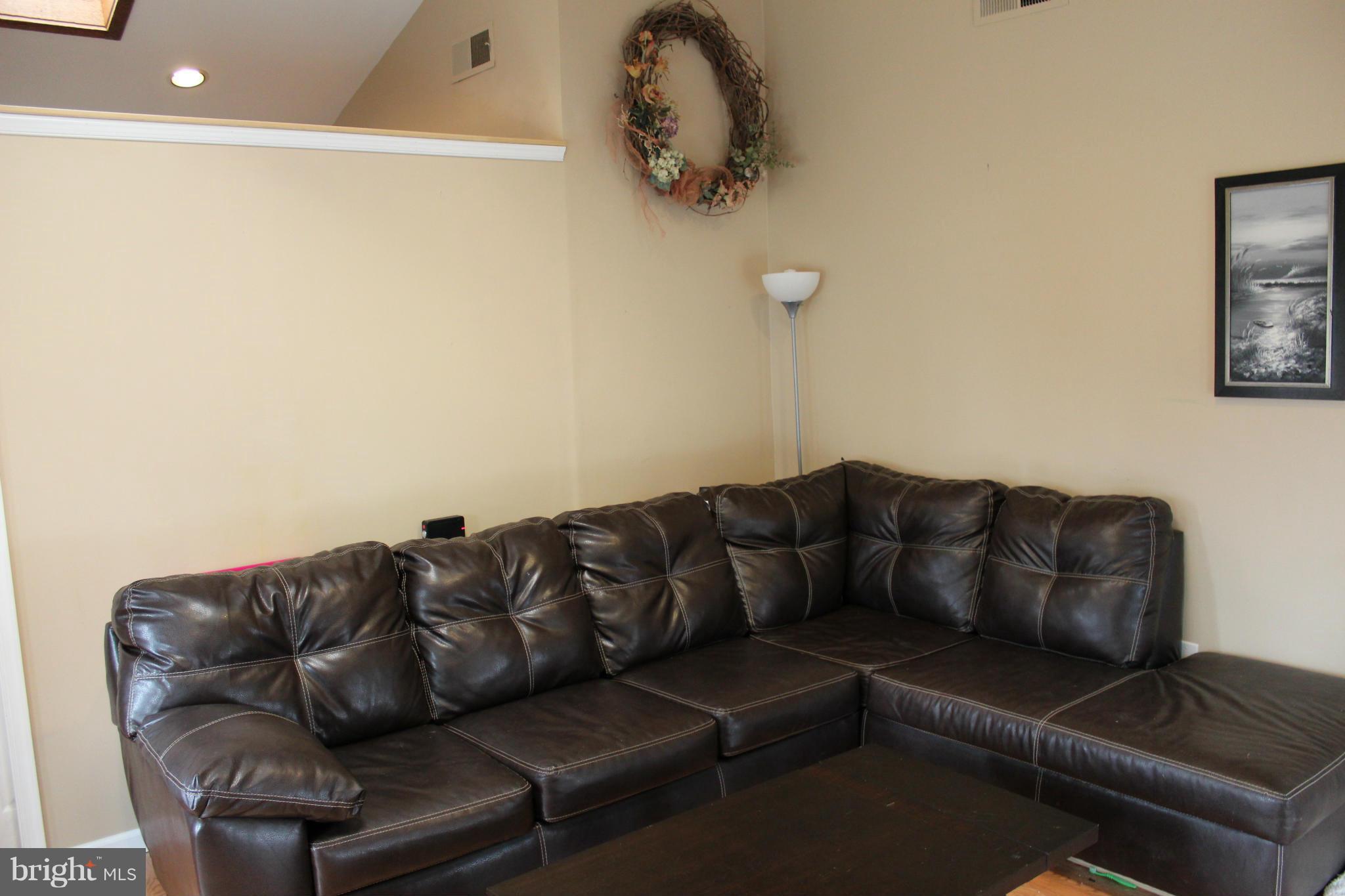 400 Williamsburg Road Sterling, VA 20164 - Photo 10 of 30 Interior (General)