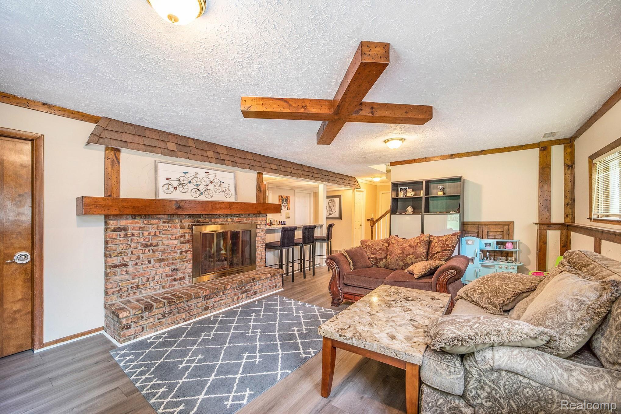 362 Randolph Road Rochester, MI 48309 - Photo 8 of 36 Photo (9).jpg