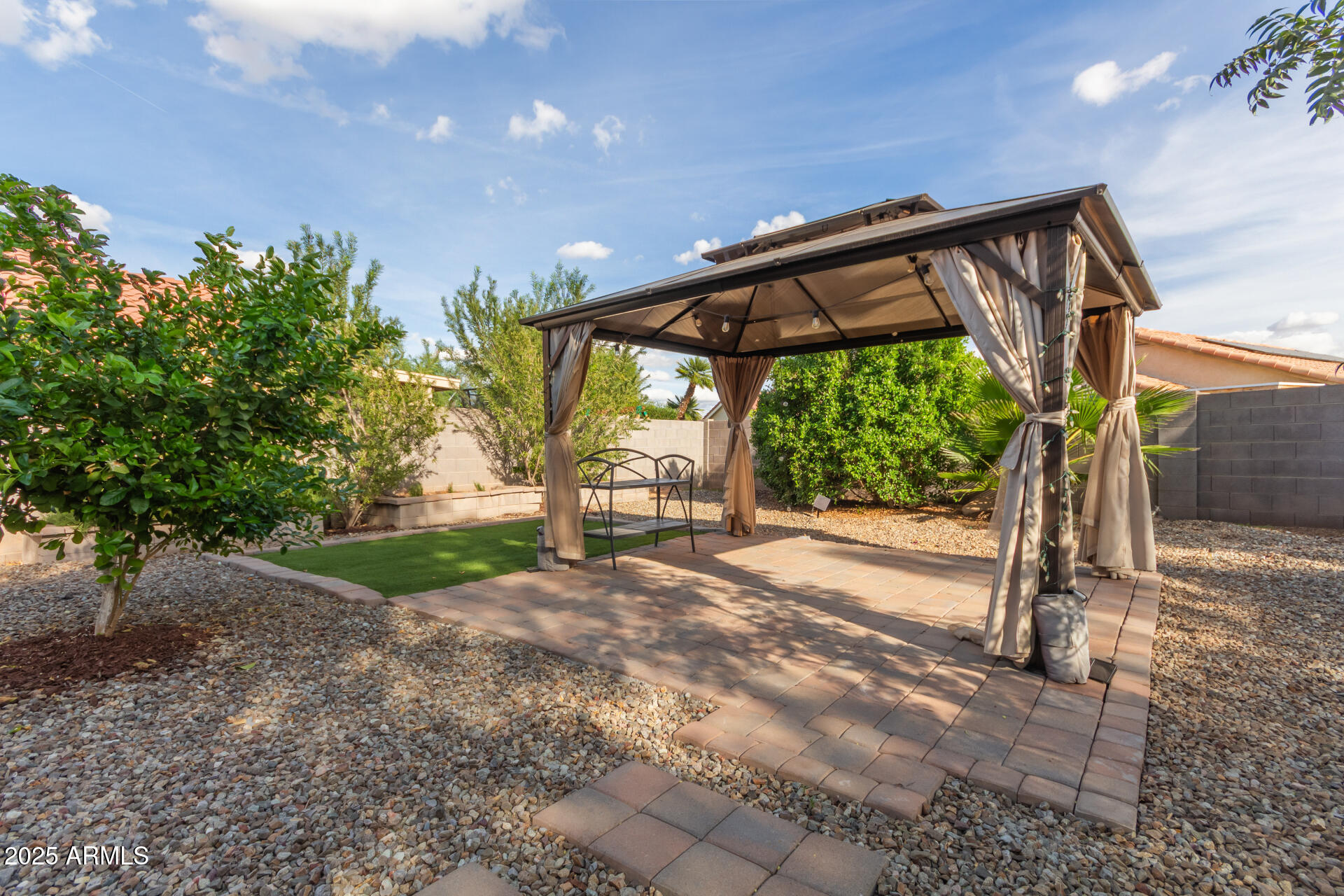 631 South Colonial Court Gilbert, AZ 85296 - Photo 27 of 27 a view of a backyard