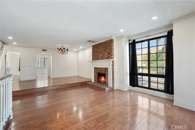 $740,000 | 18100 Burbank Boulevard, Unit 14, Tarzana, CA 91356