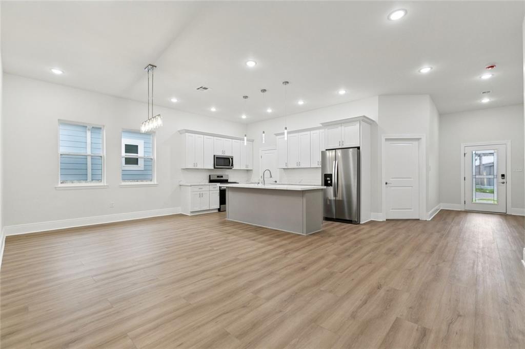 313 St George Avenue New Orleans, LA 70121 - Photo 7 of 25