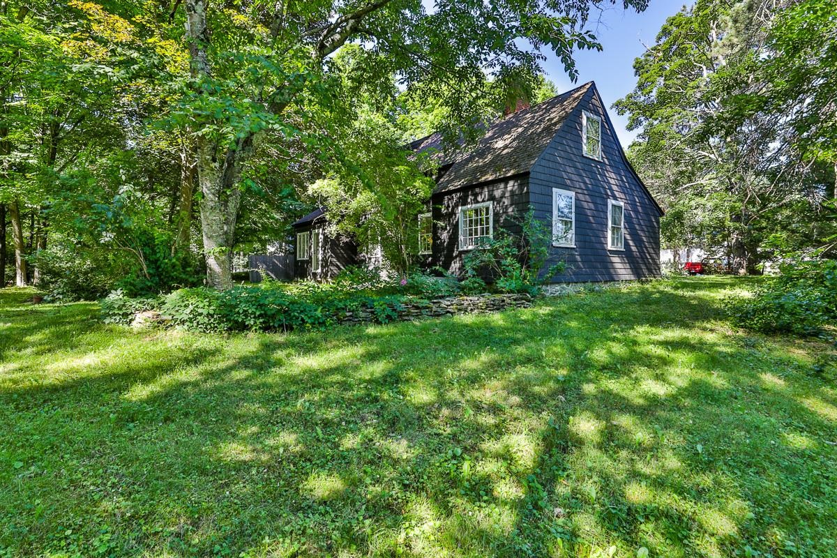 4 Van Dyke Road Hollis, NH 03049 - Photo 25 of 31