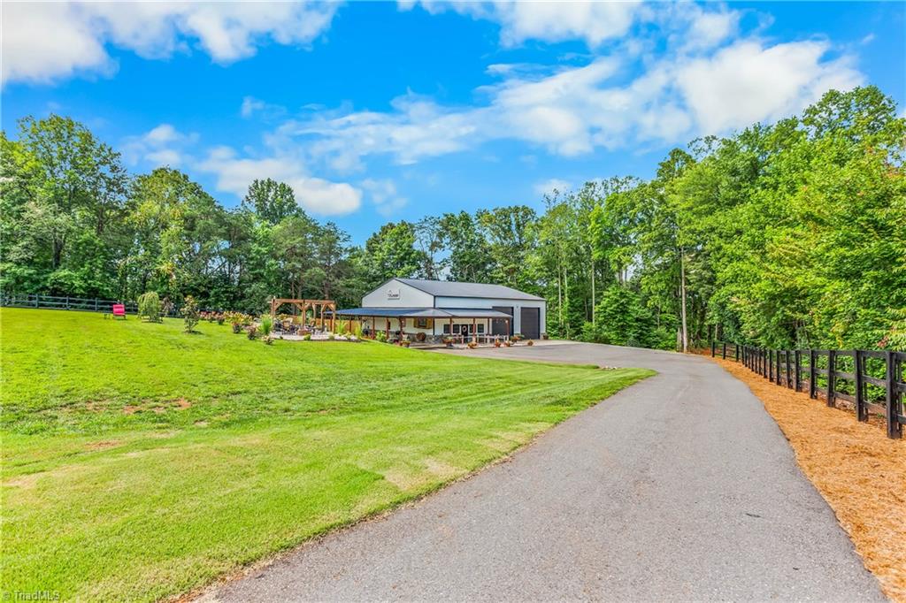 1325 William Fowler Road King, NC 27021 - Photo 2 of 41 Gallery Image 2