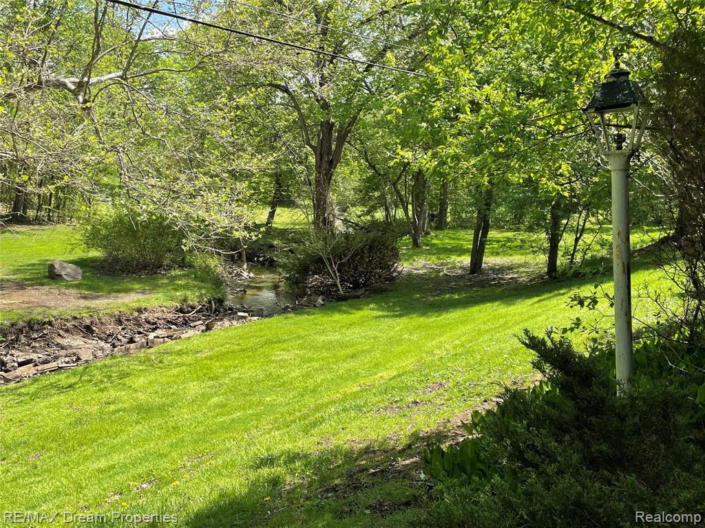 30342 Wicklow Road Farmington Hills, MI 48334 - Photo 48 of 59