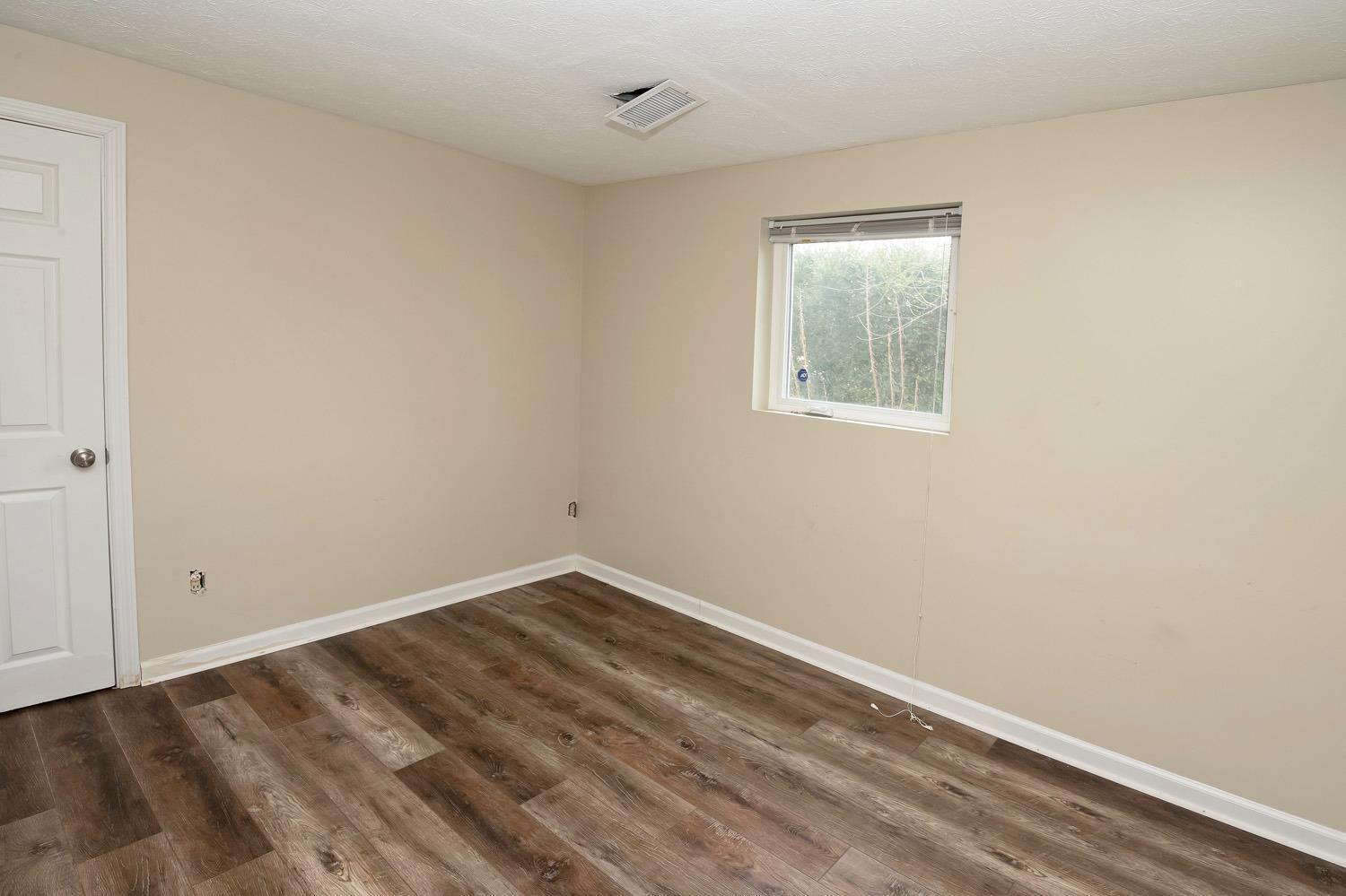 12162 Pippin Road Cincinnati, OH 45231 - Photo 21 of 29 Gallery Image 21