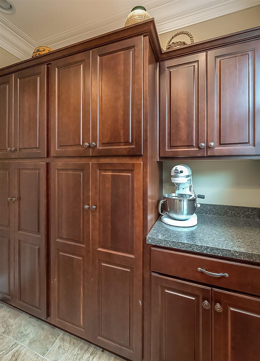 1135 Richmond Road Lexington, KY 40502 - Photo 19 of 52 Photo 19
