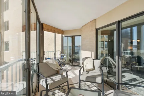 $599,900 | 1250 South Washington Street, Unit 215, Alexandria, VA 22314