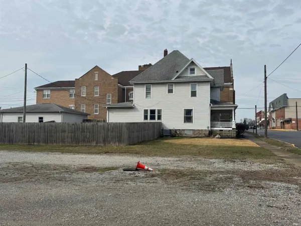 $399,900 | 107 East Main Street, Flora, IN 46929