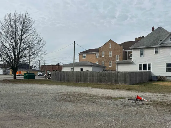 $399,900 | 107 East Main Street, Flora, IN 46929