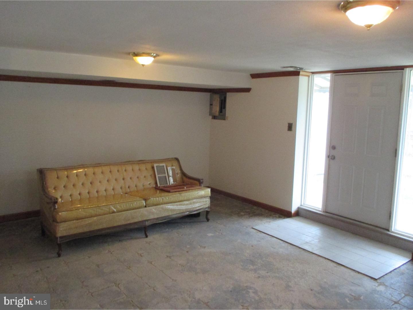 622 Colebrook Road Philadelphia, PA 19115 - Photo 16 of 18 Gallery Image 16