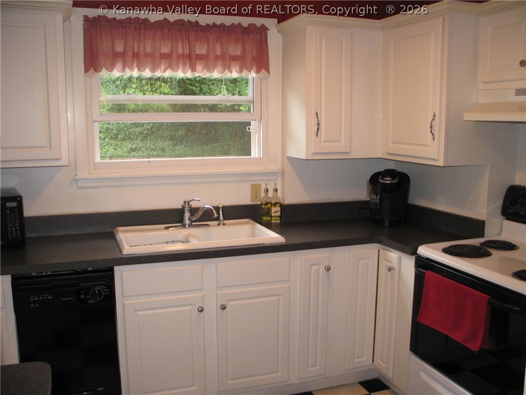 1113 Hickory Road Charleston, WV 25314 - Photo 14 of 28 Gallery Image 14