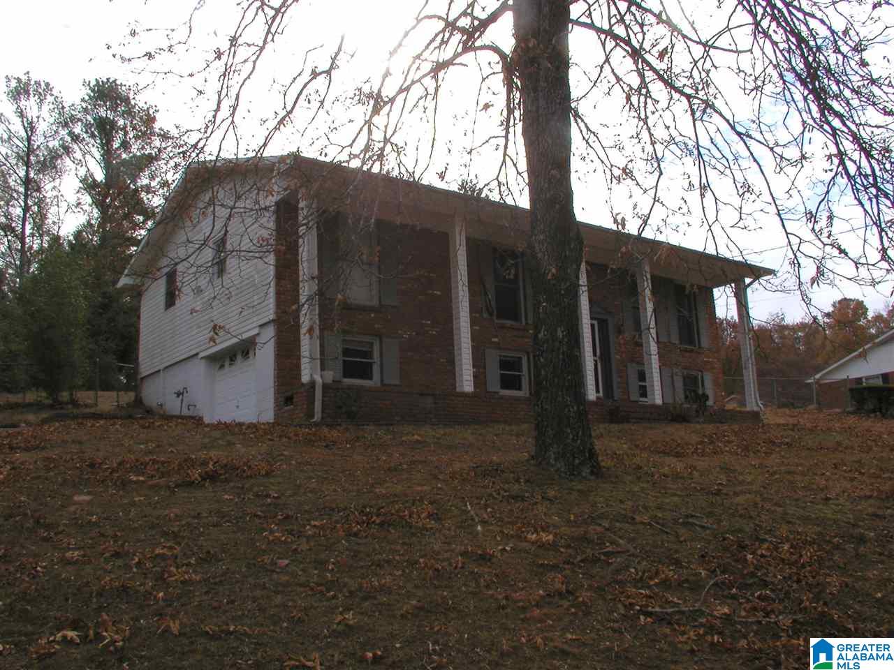100 Oak Road Anniston, AL 36206 - Photo 2 of 17