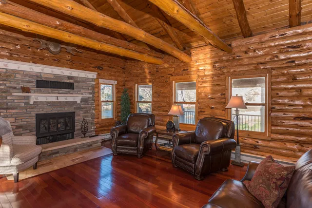 $1,185,000 | 14488 Pine Bay Trail, Crosslake, MN 56442