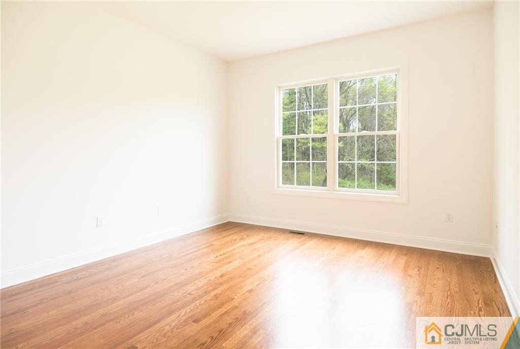 33 Major Road Monmouth Junction, NJ 08852 - Photo 8 of 24 Gallery Image 8