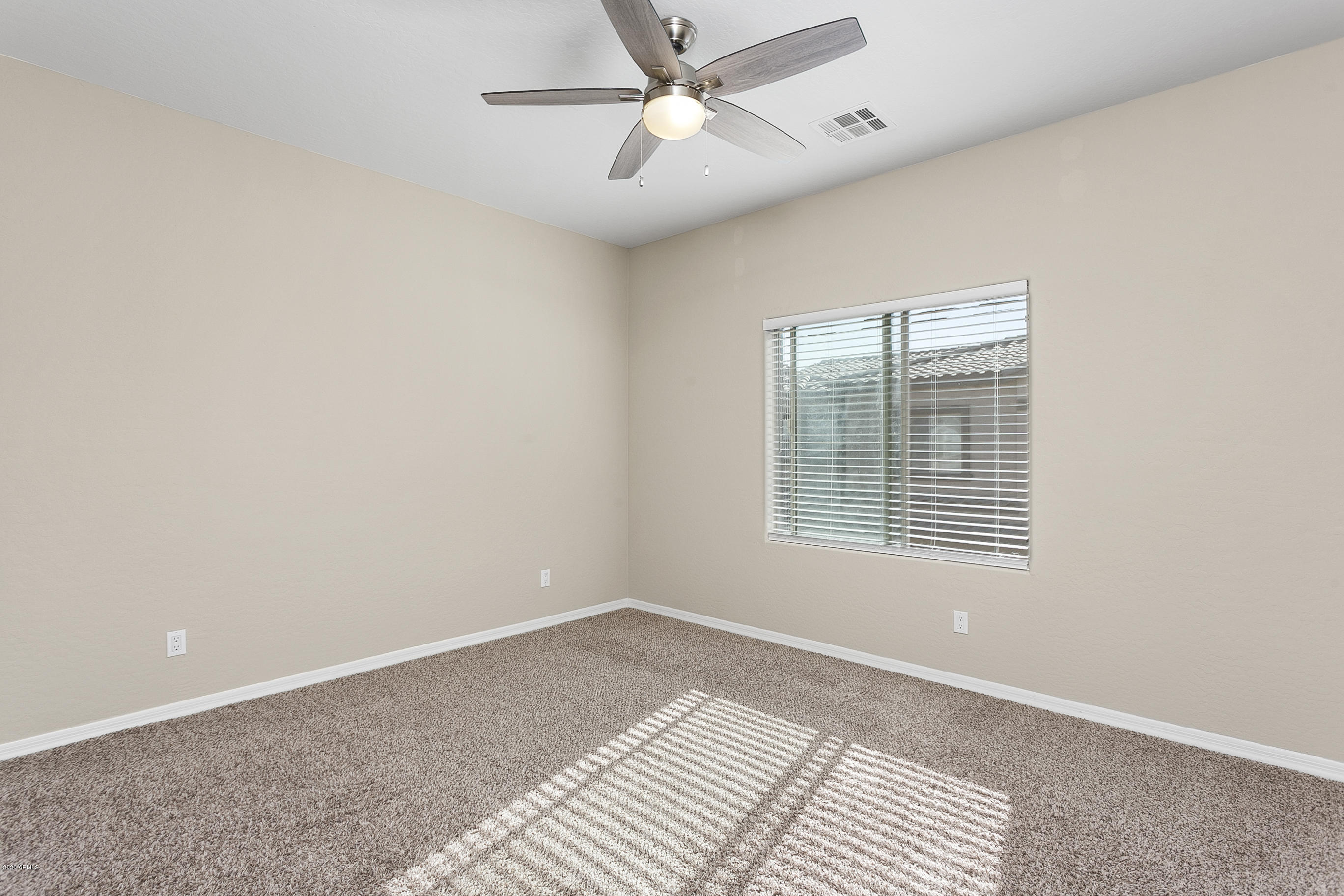 3006 North 37th Street, Unit 8 Phoenix, AZ 85018 - Photo 13 of 18 3006N37th8-017