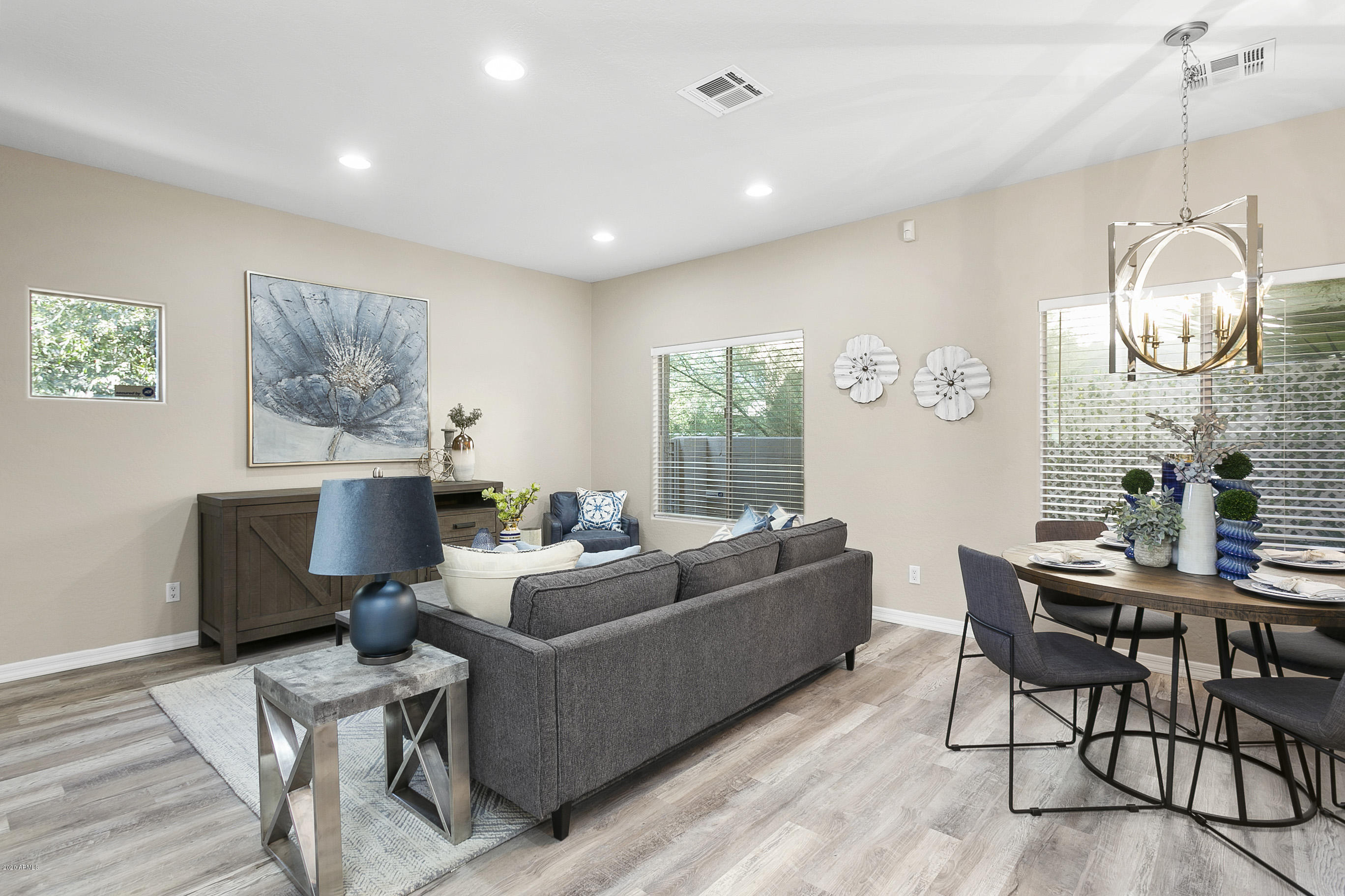 3006 North 37th Street, Unit 8 Phoenix, AZ 85018 - Photo 9 of 18 3006N37th8-012
