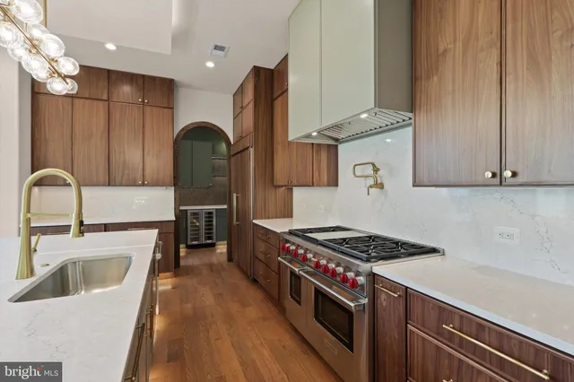 a view of livingroom with furniture and floor to ceiling window