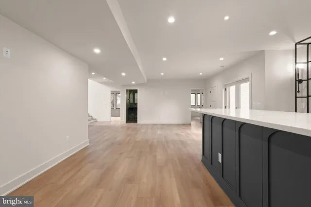 $2,599,888 | 1111 Lakewood Drive Southwest, Vienna, VA 22180