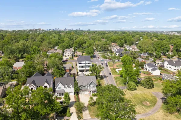 $9,500 | 1000 Draughon Avenue, Nashville, TN 37204