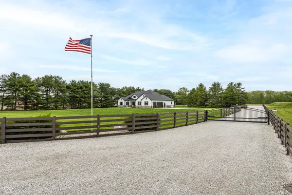 $1,900,000 | 195 North 300 West, Lebanon, IN 46052