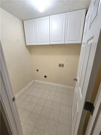 $2,800 | 4060 Crescent Walk Lane Northeast, Suwanee, GA 30024