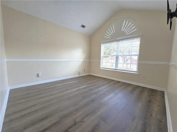 $2,800 | 4060 Crescent Walk Lane Northeast, Suwanee, GA 30024