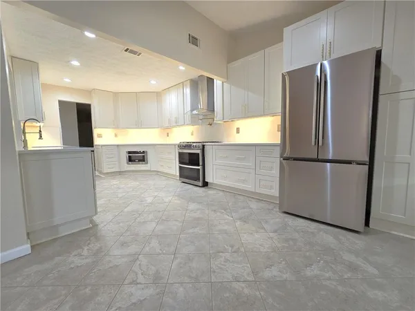 $2,800 | 4060 Crescent Walk Lane Northeast, Suwanee, GA 30024