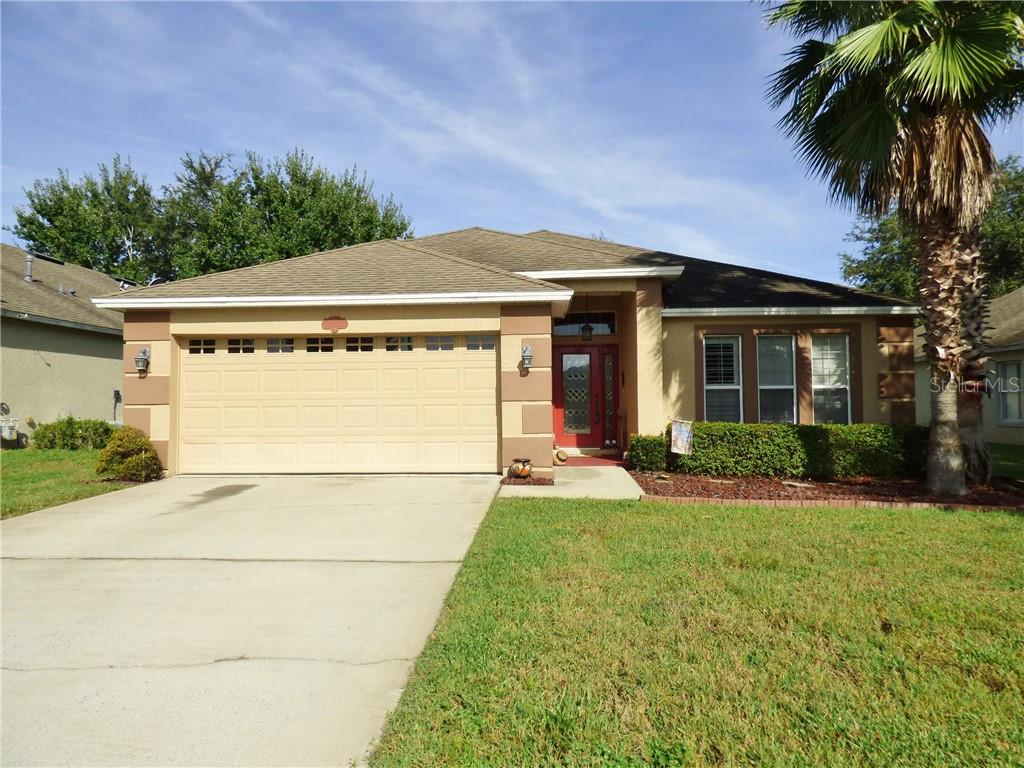 Great location! Quiet neighborhood convenient to shopping, restaurants and major roads.