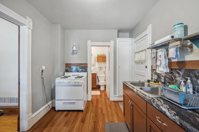 $765,000 | 909 22nd Avenue Northeast, Minneapolis, MN 55418