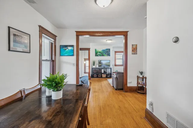 $765,000 | 909 22nd Avenue Northeast, Minneapolis, MN 55418