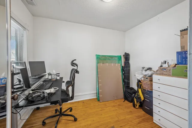 $765,000 | 909 22nd Avenue Northeast, Minneapolis, MN 55418