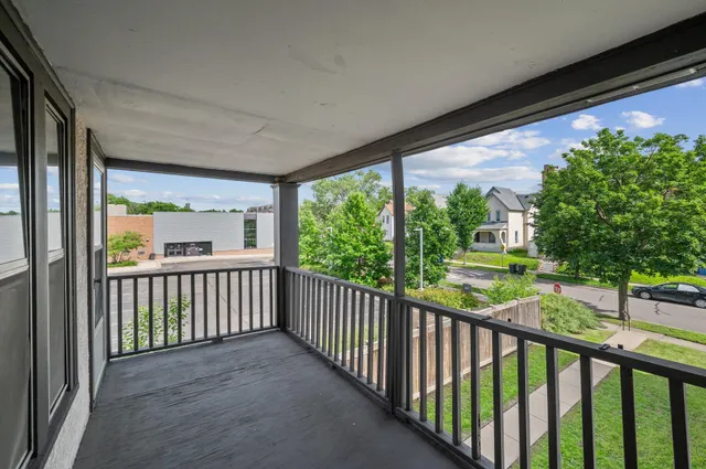 $765,000 | 909 22nd Avenue Northeast, Minneapolis, MN 55418