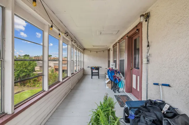 $765,000 | 909 22nd Avenue Northeast, Minneapolis, MN 55418