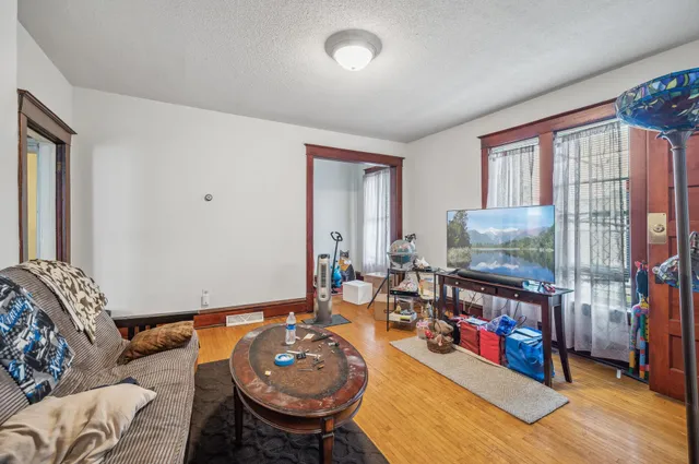 $765,000 | 909 22nd Avenue Northeast, Minneapolis, MN 55418