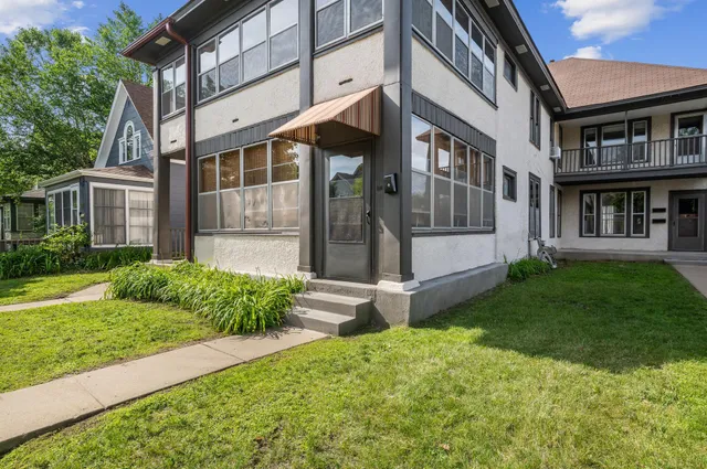 $765,000 | 909 22nd Avenue Northeast, Minneapolis, MN 55418