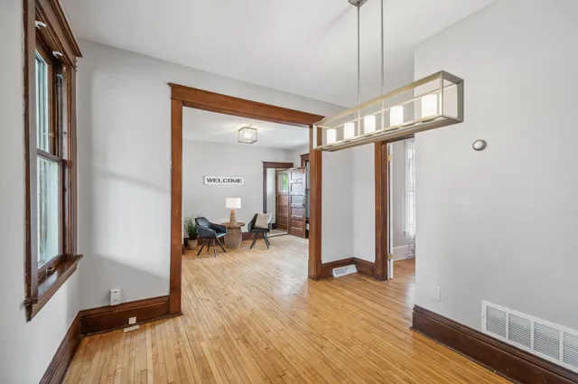 $765,000 | 909 22nd Avenue Northeast, Minneapolis, MN 55418