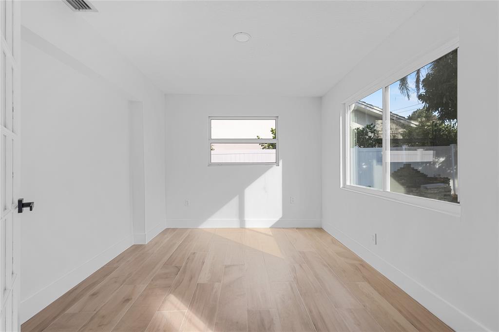 2830 Northeast 46th Street Lighthouse Point, FL 33064 - Photo 18 of 58